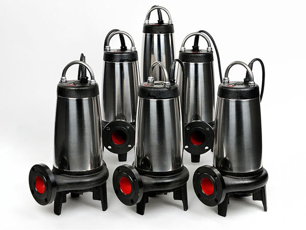 小9足球直播:加厚牛筋塑料水箱140L长方形水产饲养箱